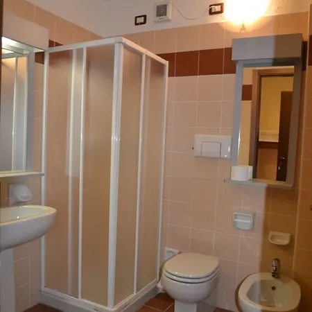 La Splaza Szálloda