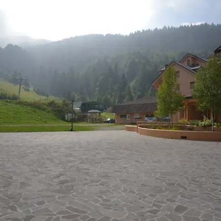 Szálloda La Splaza